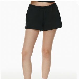 Aritzia cozy fleece boyfriend lo-rise mini short